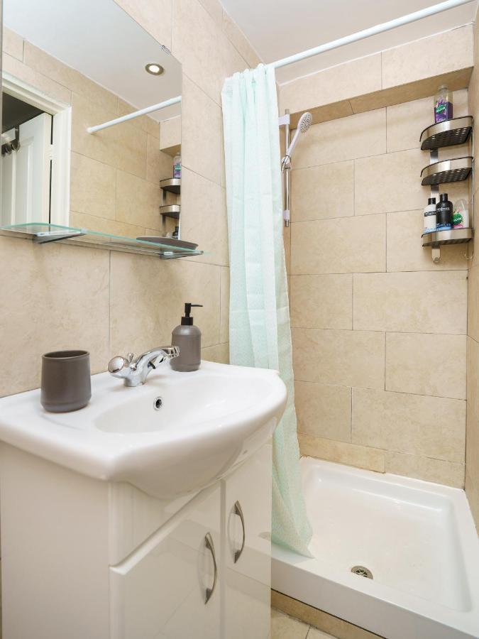 Kensington Nest Serviced Studio 2 Лондон Экстерьер фото